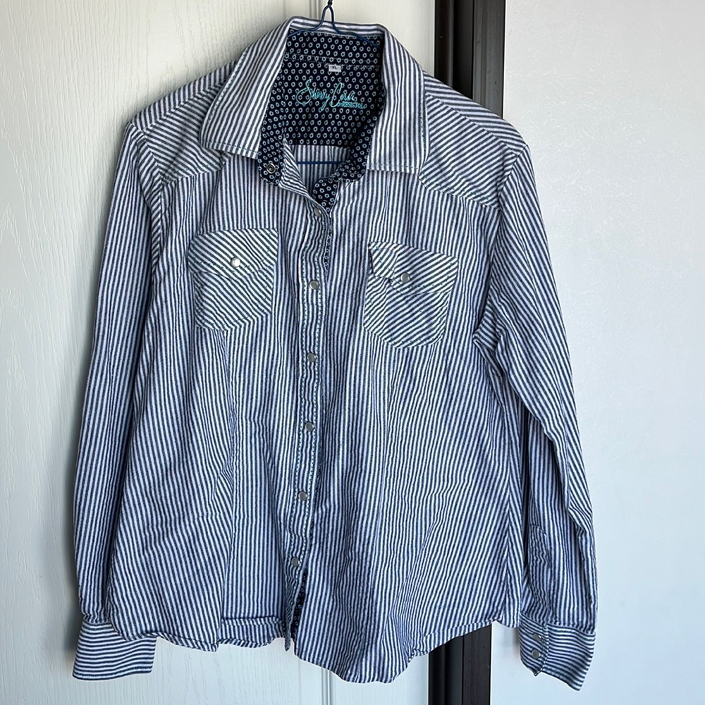 Resistol Button Up Shirt